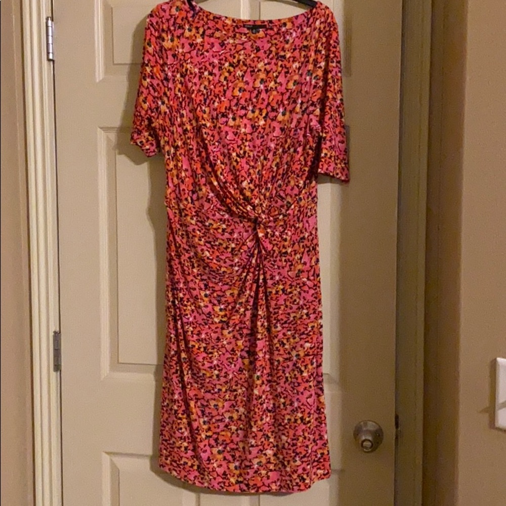 Chaus Large dress